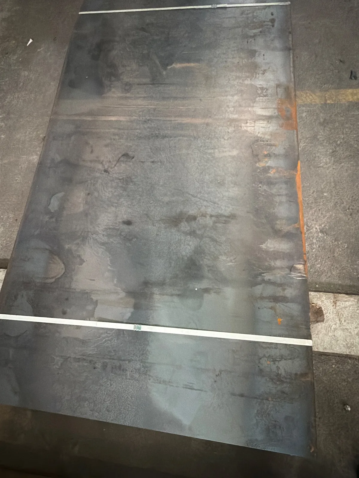 laminas hierro NEGRO medida 1,20*2,40*2MM